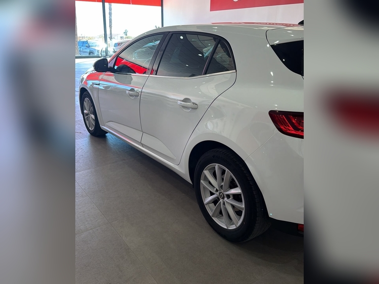 Renault Megane 1.2TCE 130CV INTENSE foto 4